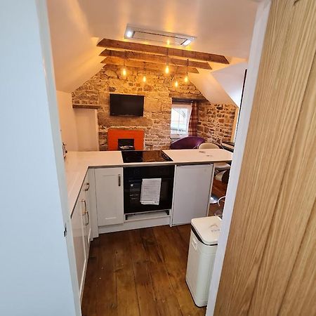 Ness City Cottage - Attic Apartment إينفيرنيس المظهر الخارجي الصورة